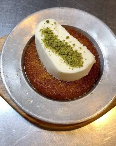 Künefe peynirli