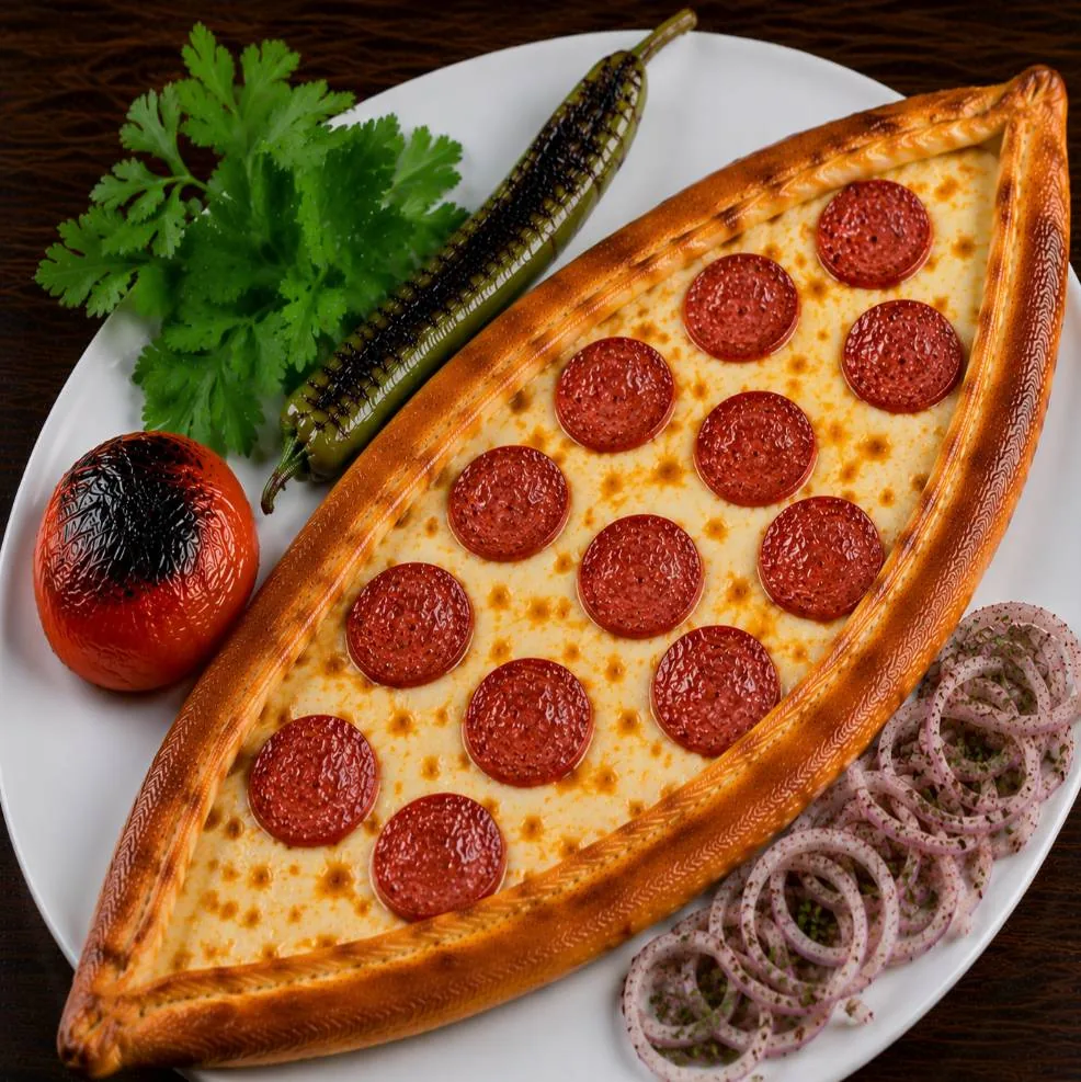 Kaşarlı Pide (Sucuklu)
